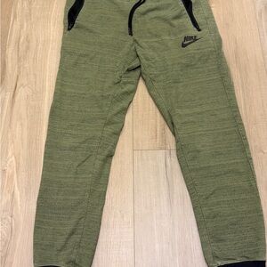 Nike NSW AV15 Men's Jogger Pants Heather Olive 837012-387